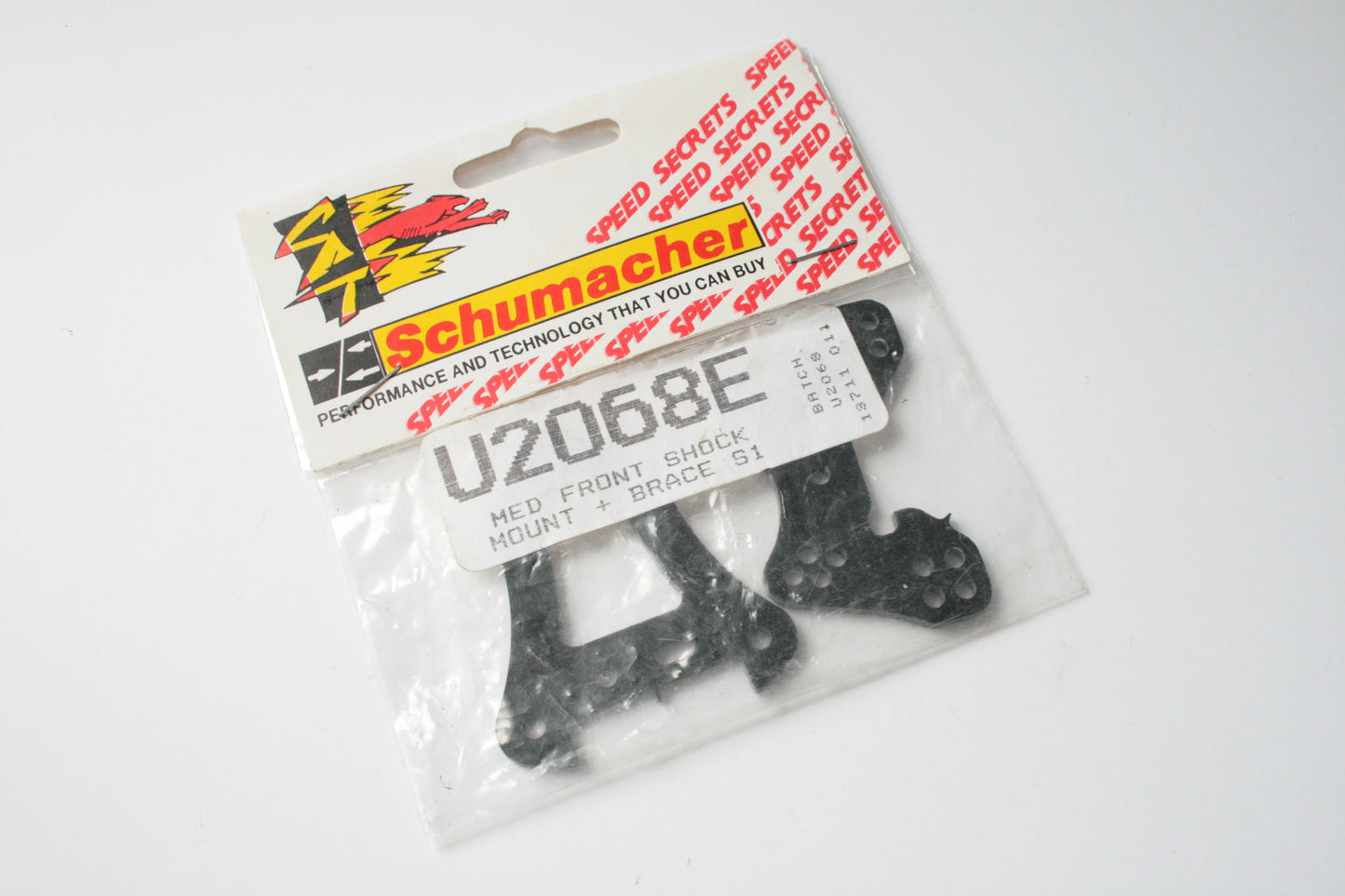 Schumacher U2068E Med Front Shock Mount & Brace S1 CAT 2000 98