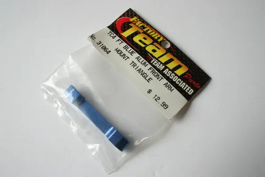 Team Associated TC4 FT Blue Aluminium Front Arm Mount Triangle - AS 31064