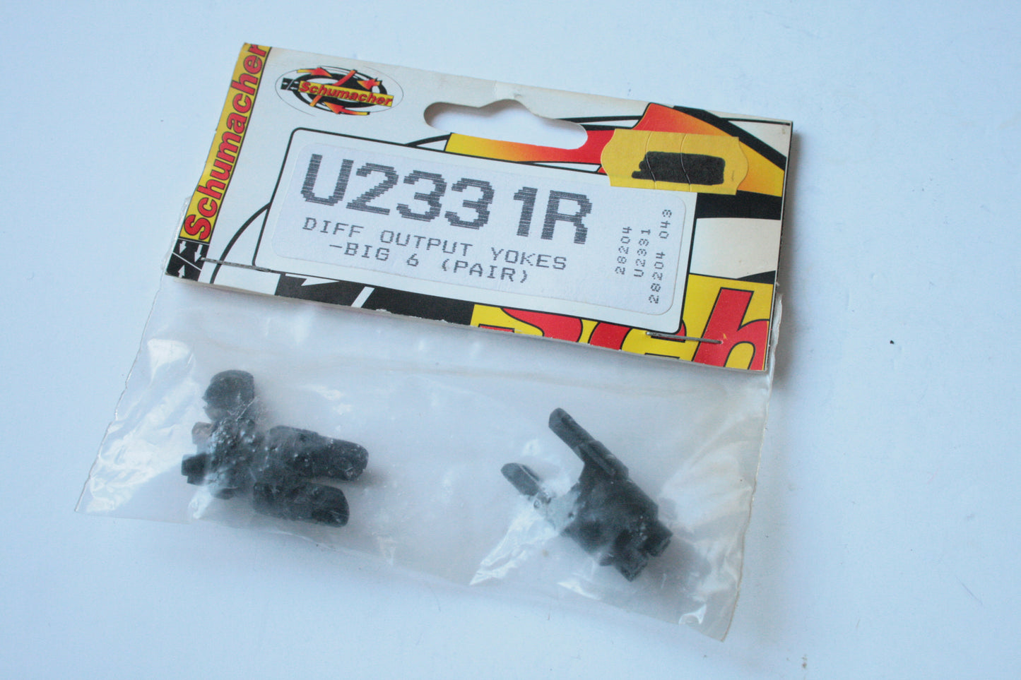 Schumacher U2331R Diff Output Yokes Big 6 - U2331