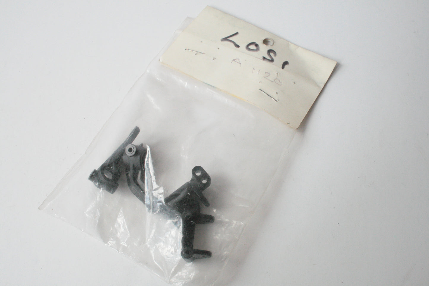 Losi A1120 Front Spindle & Carriers Losi XX