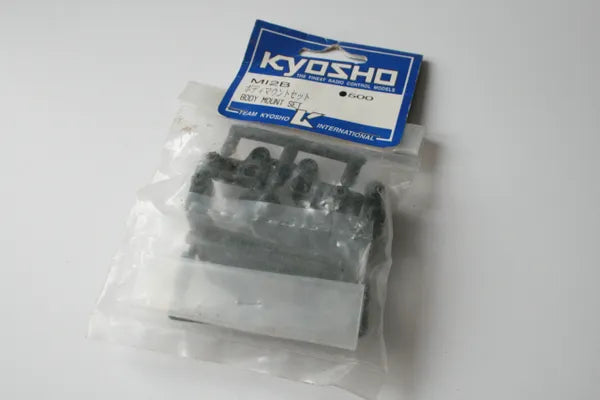 Kyosho MI2B Body Mount Set - Mantis 2wd